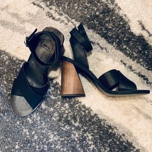 DOLCE VITA Block heel leather sandal/shoes
